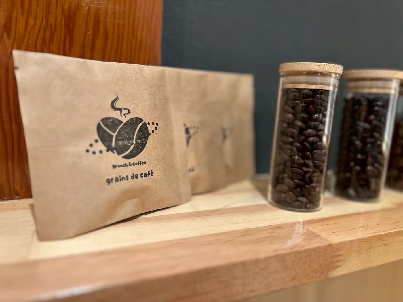 grains de café ロゴ入りドリップバッグと焙煎豆の保存瓶
